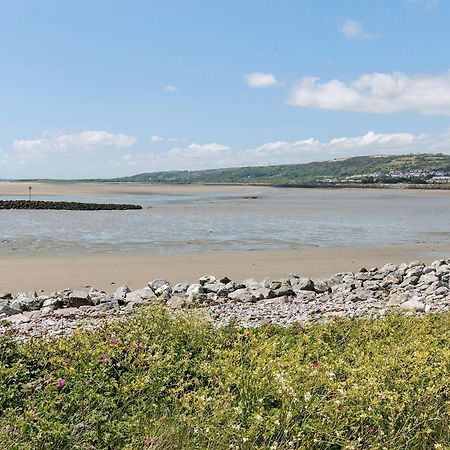 Beachlands Llanelli Esterno foto